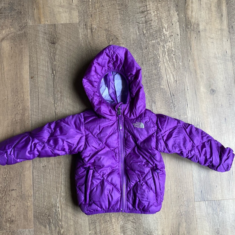2T North Face puffer Coat 💜